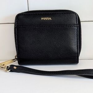 Fossil Black Leather Zip Wallet
